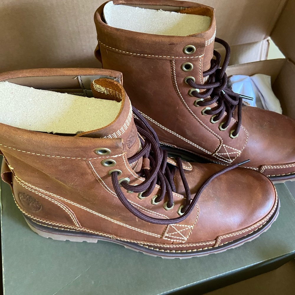 Men’s Timberlands - Picture 3 of 5